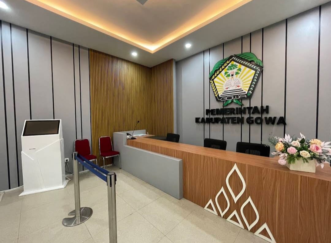 Interior lobby Mal Pelayanan Publik DPMPTSP Kabupaten Gowa